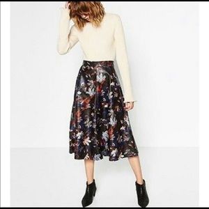 Zara Faux Leather Floral Skirt